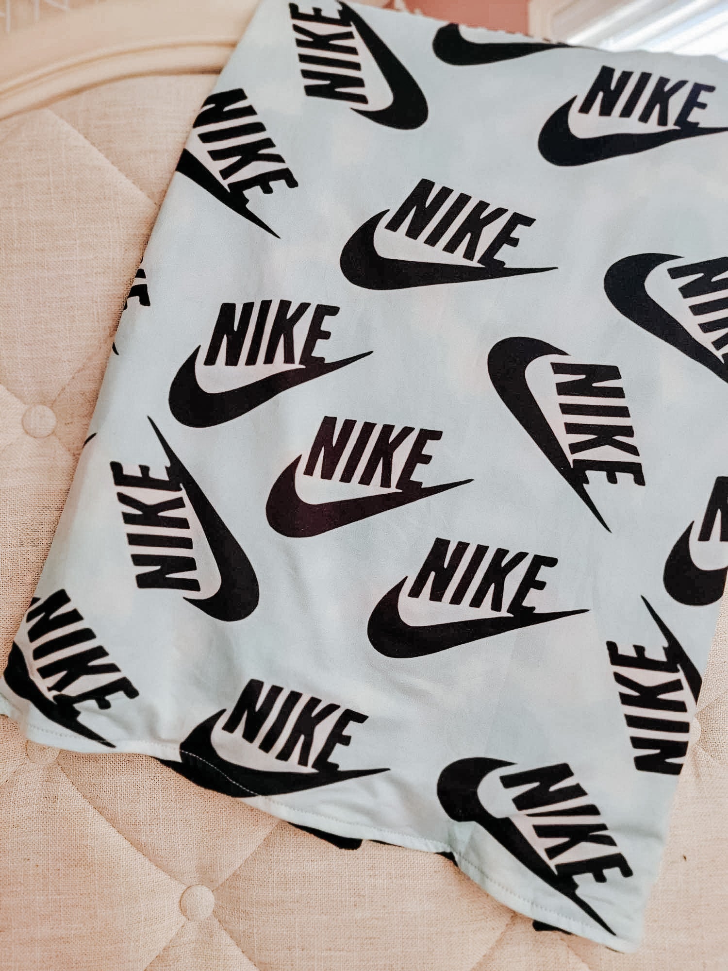 Kids Minkey & Cotton Spandex Blankets - Nike