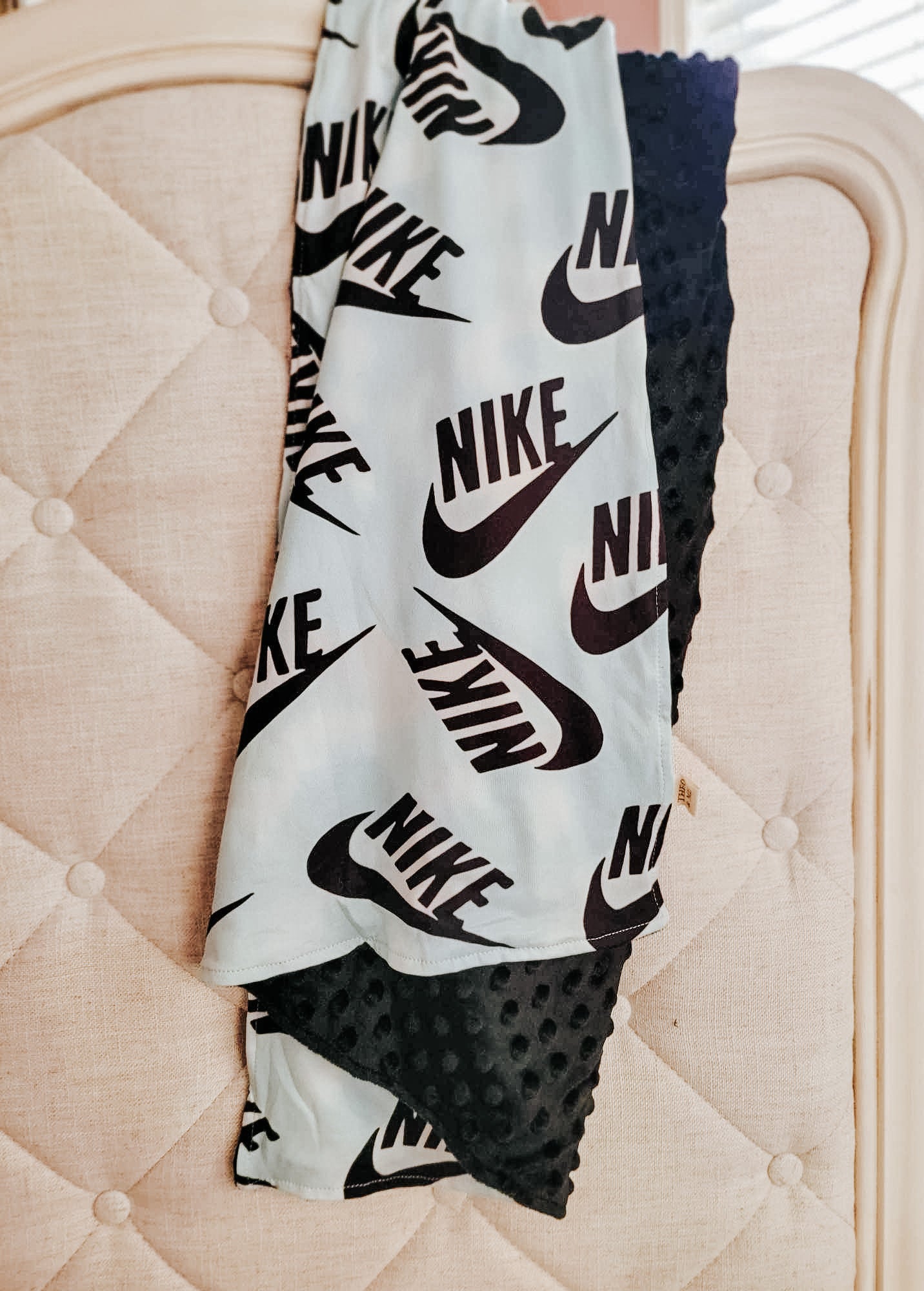 Kids Minkey & Cotton Spandex Blankets - Nike