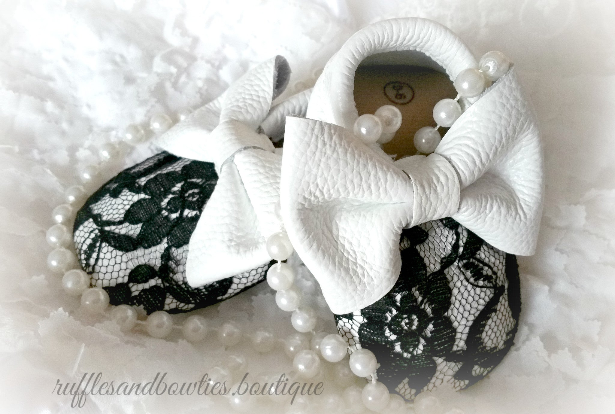  Baby Girl Lace leather Moccaisns - White  with Black Lace Big Bow Leather Baby Moccasins - Baby Girl Moccasins - Bow Moccasins - Gold Bow Moccasins  - Soft Shoes - Lace Moccasins