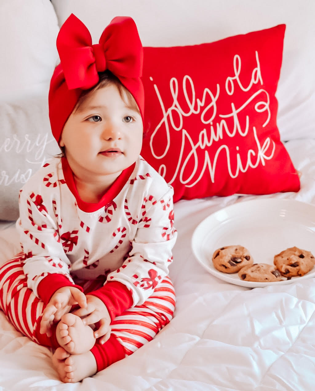 Kids red and white candu cane christmas long sleeve pajamas